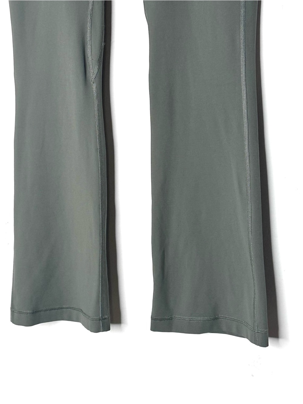 Lululemon Align Mini-Flared Pant 28" Sage Bootcut Legging Size 6 - Picture 5 of 8
